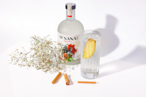 Beauty Non-Alcoholic Aperitif - 70CL - Image 2